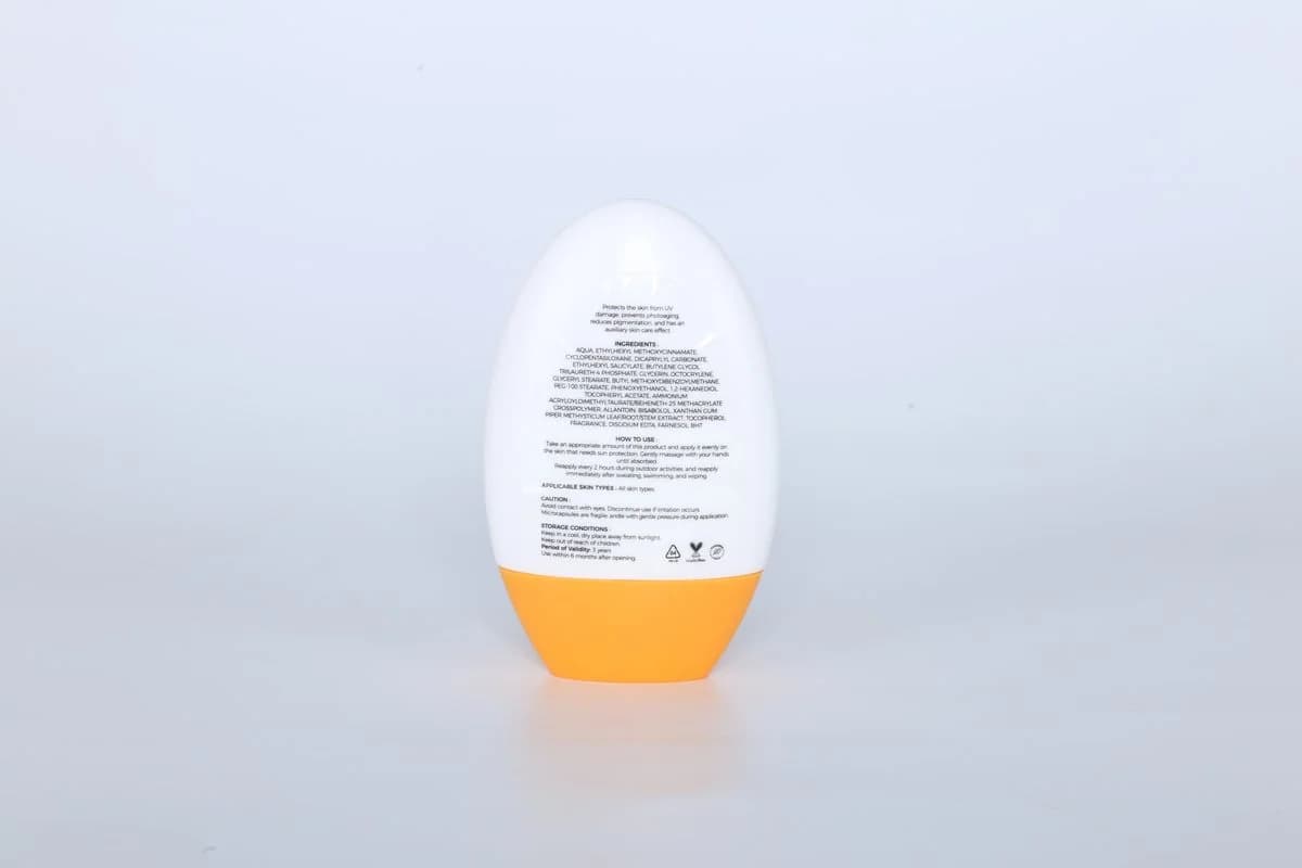 Солнцезащитный крем широкого спектра SPF 50+ - 30
