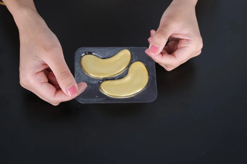 Crema de Ojos Descongestionante con Cafeína y Vitamina C - 9