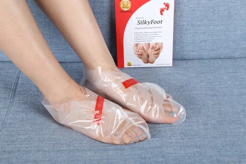 Exfoliating Foot Mask - 24