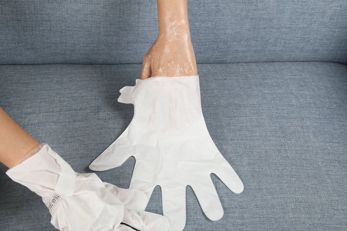 Moisturizing Hand Mask - 19