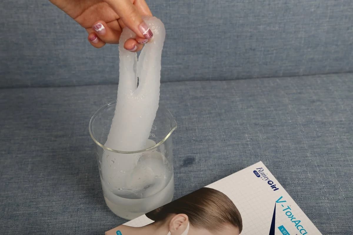V-Lined Lifting Facial Mask - 32