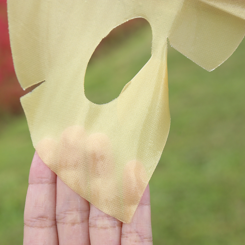 Gold Hydrogel Split-Face Mask - 8