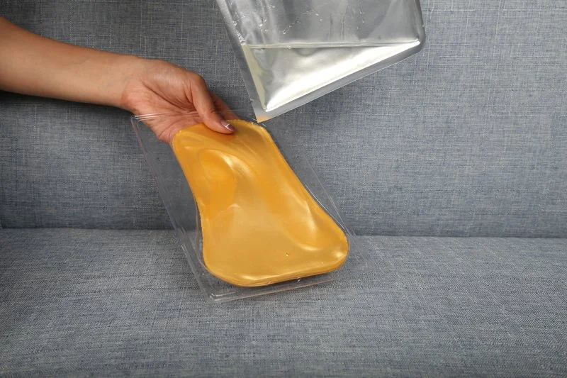 Golden Crystal Foot Mask - 8