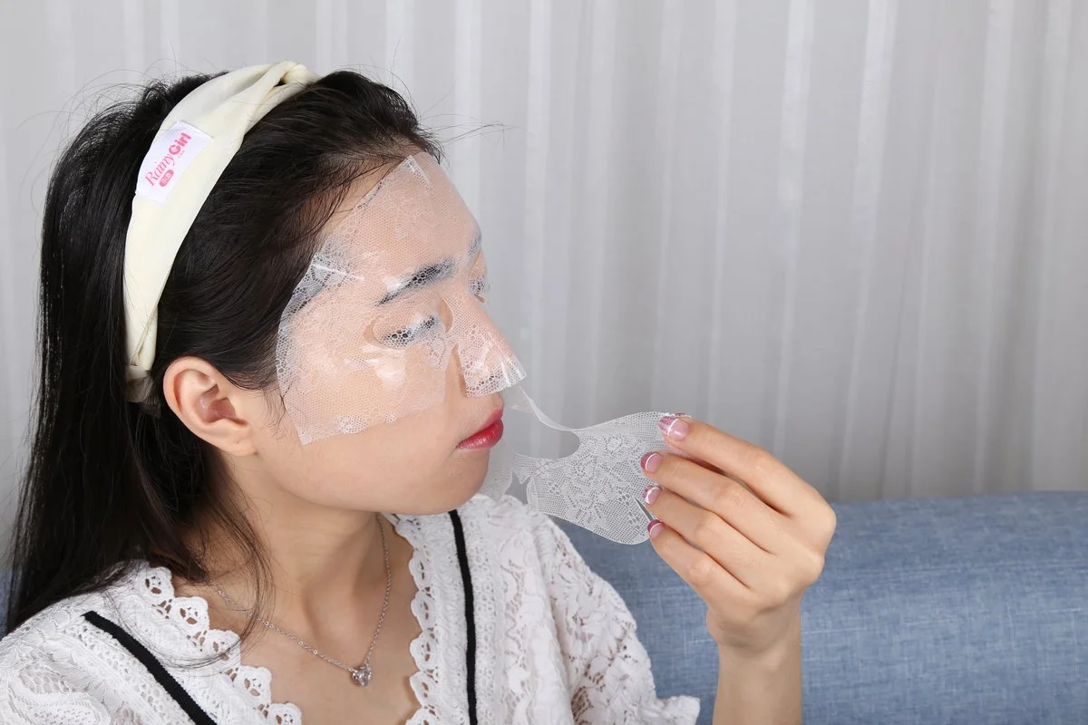 Lace Facial Mask - 24