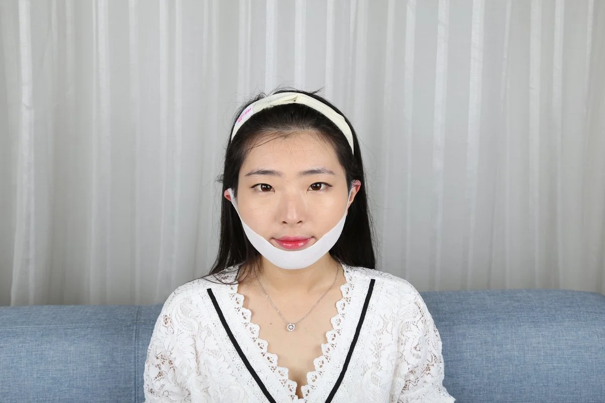 V-Lined Lifting Facial Mask - 33