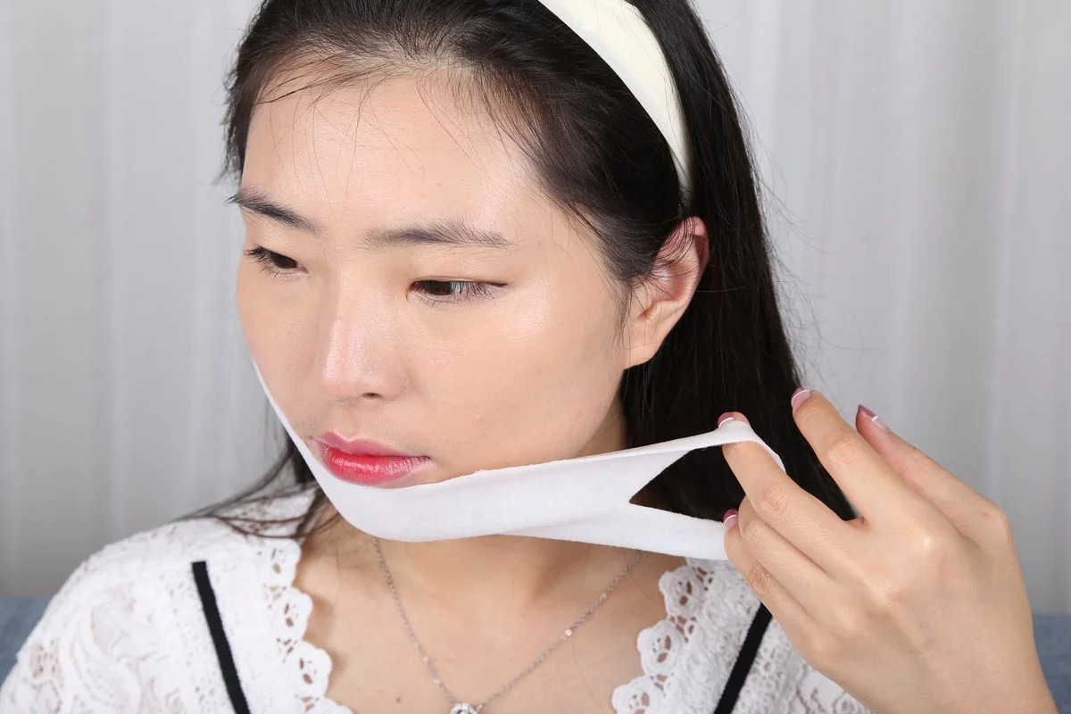 V-Lined Lifting Facial Mask - 35